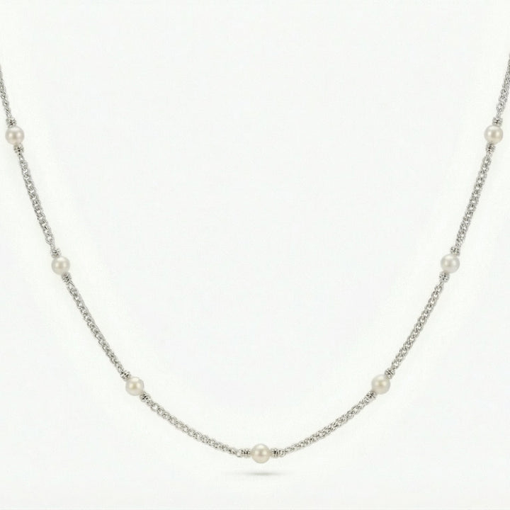 Nia Necklace