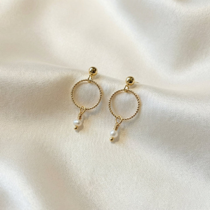 Pearleria Earrings